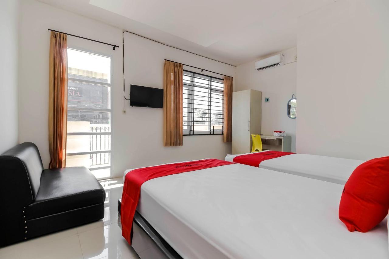 Reddoorz At Tara Homestay Palembang Luaran gambar