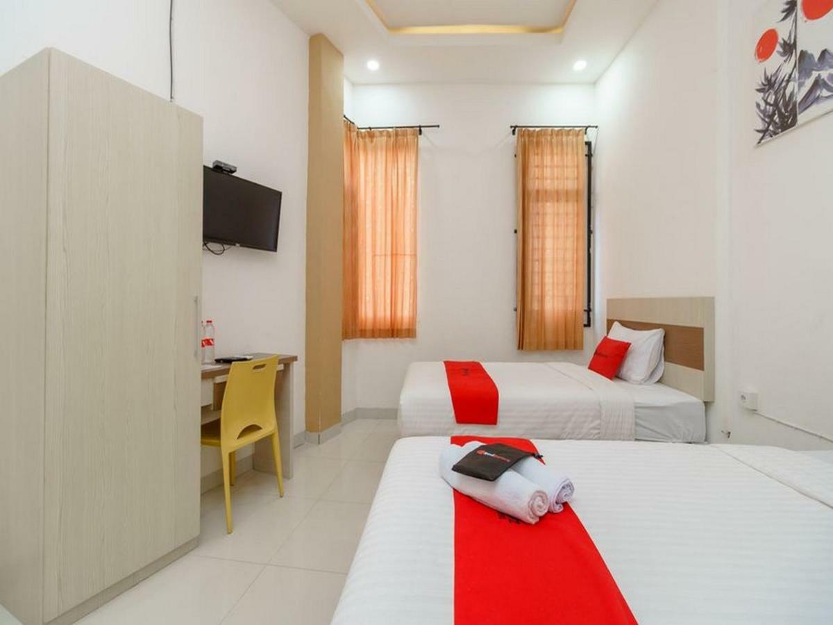Reddoorz At Tara Homestay Palembang Luaran gambar