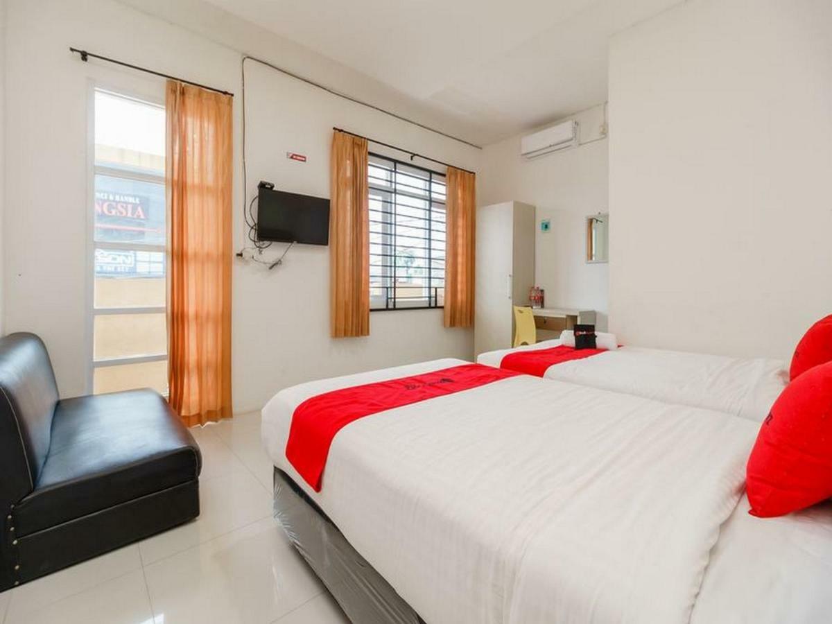 Reddoorz At Tara Homestay Palembang Luaran gambar